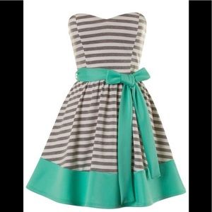 Summer Striped Strapless Dress